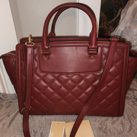 Michael Kors Quilted Selma Bag Satchel in Claret - Picture 2 of 12